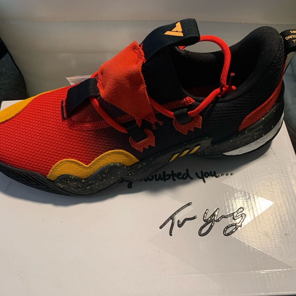 Trae Young Adidas 1 GY3772 Basketball Shoes - Picture 4 of 11